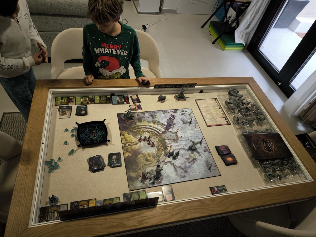 mesasparajuegos's tweet photo. Mythic Battles Ragnarok @Monolithedition 
#jeuxdesociete https://t.co/Nj1UfR98v6