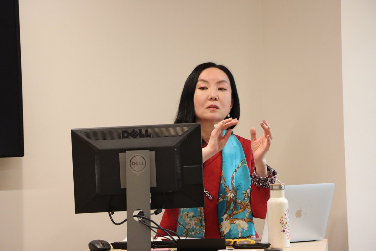 Thank you to Dr. Jea Sophia Oh from West Chester University for her colloquium talk today! See you all again next Thursday! #KoreanStudies