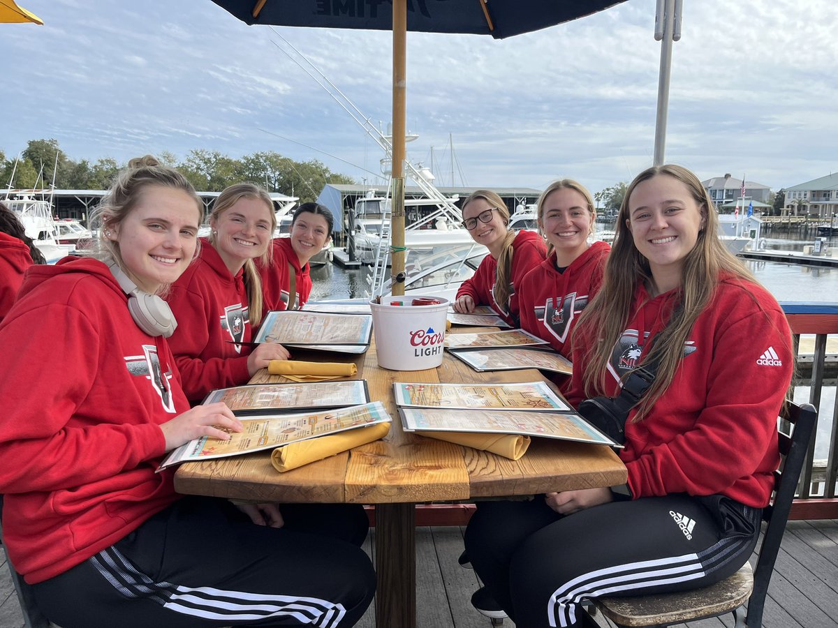 NIU Softball tweet media