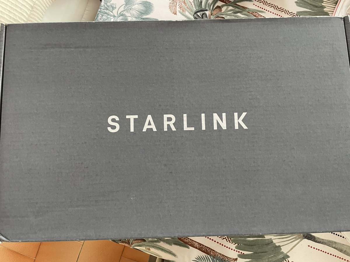 Derossiv's tweet photo. @StarlinkItalia 🔝🇮🇹 https://t.co/SJrQNNvaMx