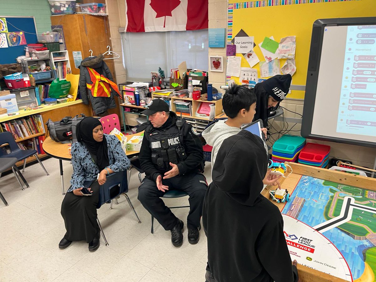 TpsShreky's tweet image. Engage416, @FirstRoboticsCa  #CanCode are proud to kick off another exciting year of our Robotics Initiative, where imagination and innovation collide to ignite young minds.