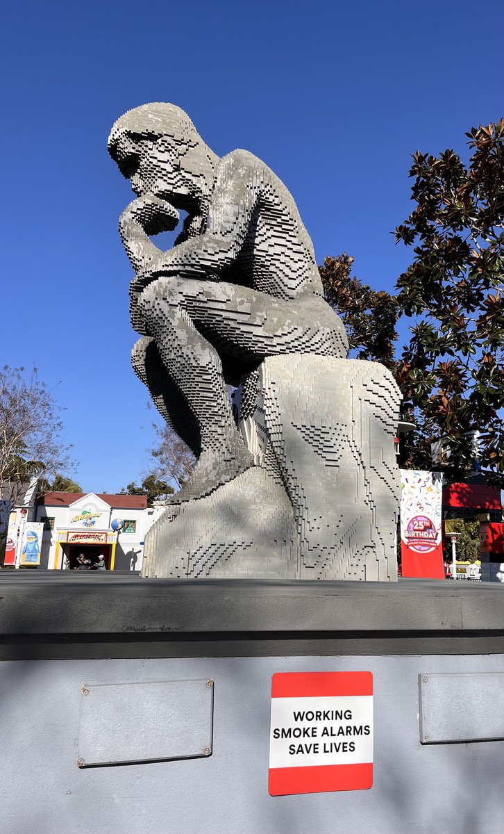 treehornshrinks's tweet image. This is not what I imagined The Thinker thinking.