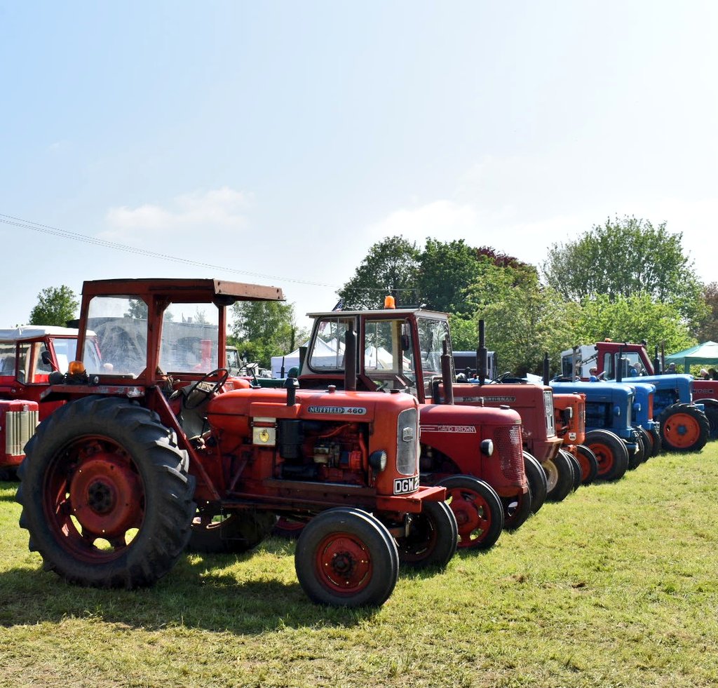 #TractorThursday