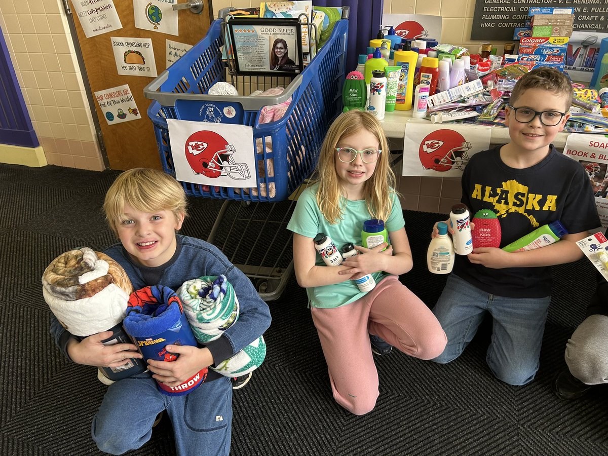 Mr_Esbenshade's tweet photo. SOAP-er BOWL BOOK &amp; BLANKET DRIVE concluded today! Highland students brought in donations to help fill JOURNEY BAGS for children in FOSTER CARE through the FORGOTTEN INITIATIVE Organization!!!! Look at all of these donations!!! #HighlandGivesBack @GoMounts @TFI_FosterCare https://t.co/IK7BFlBQTx
