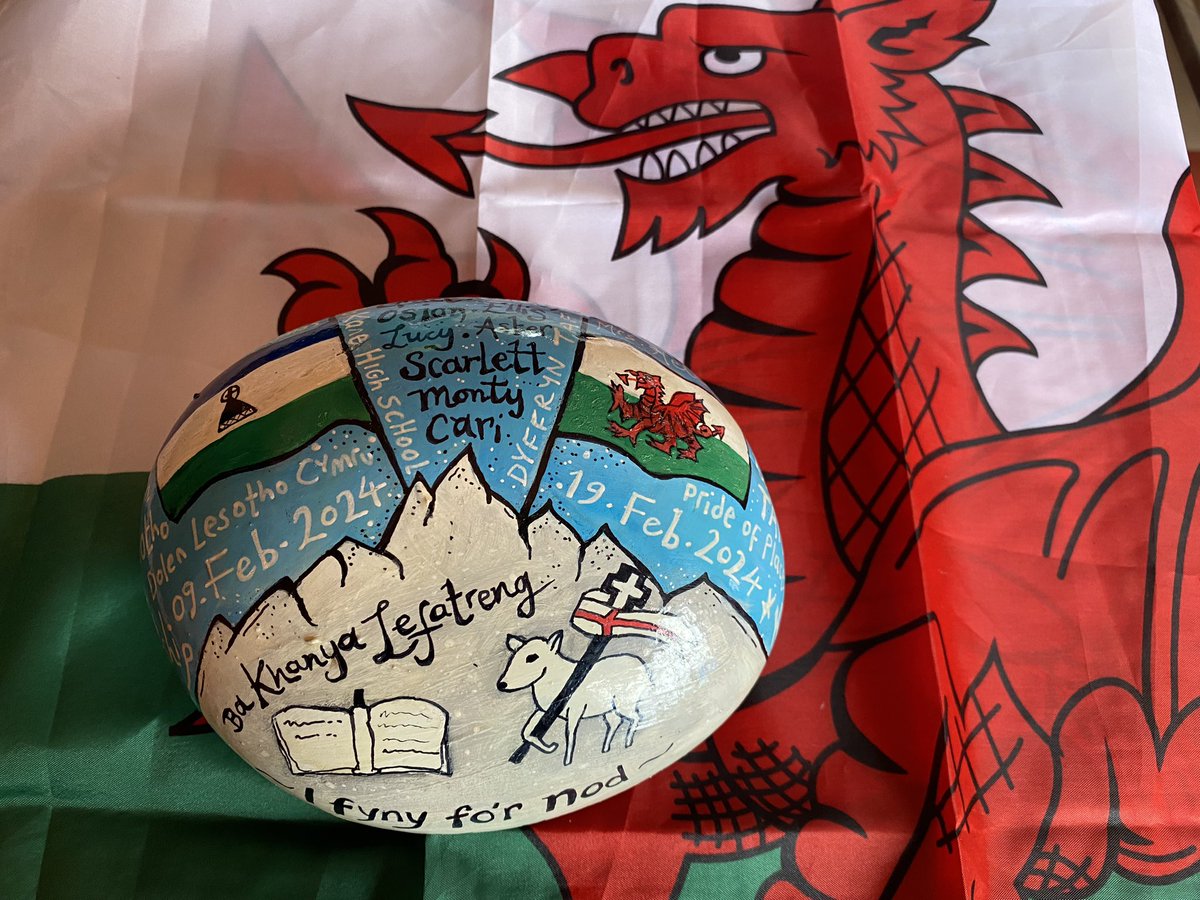 DyffrynTafGeog's tweet photo. Another full day with a visit to Masitise Cave House and the Dinosaur Footprint Museum in Quthing this morning. Then final script and Mokete preparations before saying our goodbyes and exchange of gifts . #PrideofPlace2024 #BalchOchBro #Sebakasahaeso @DolenCymru @TaithWales https://t.co/W39J0kHZfd