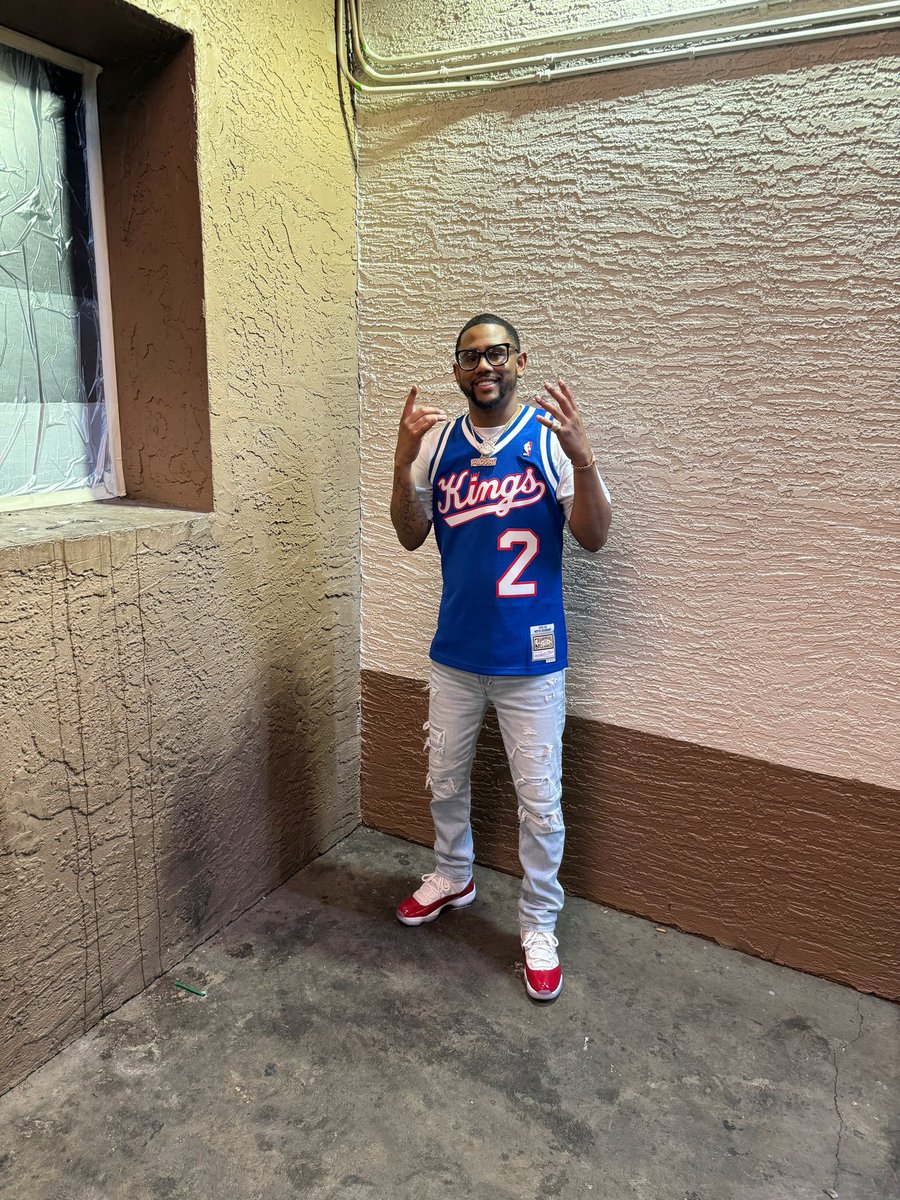 Legends Never Die👑 S/O Mitch Rich <a href="/SacramentoKings/">Sacramento Kings</a> 4L‼️