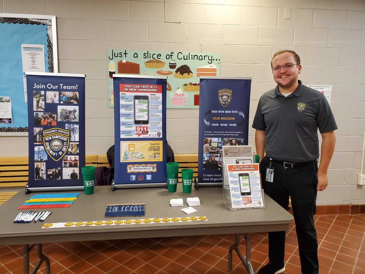 #NH911’s public info team had a great time at the  Kingswood Regional High School career fair last week. We told students about the variety of careers at DESC, and got the word out to #CallIfYouCanTextIfYouCant 
We’d love to come to your school’s career fair. descpio@dos.nh.gov
