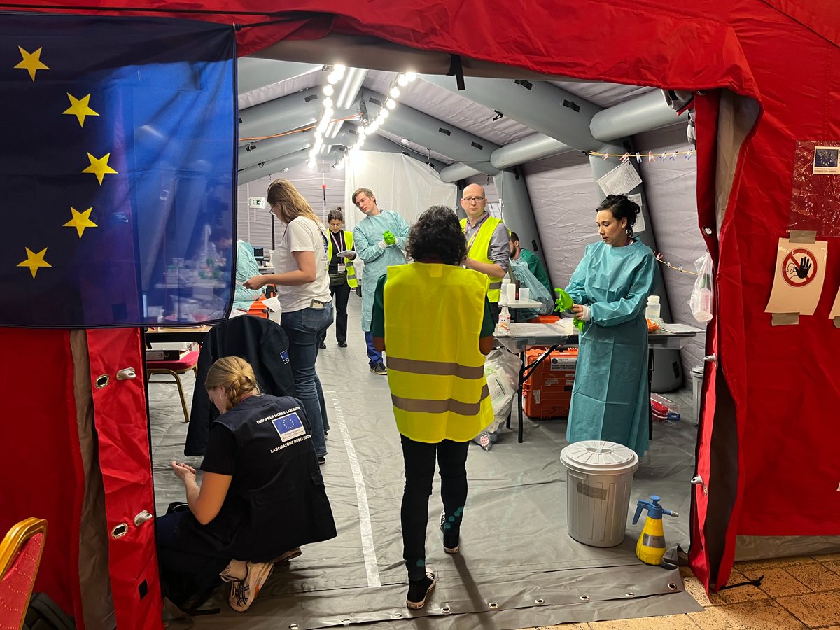 Kickoff @WHO Interregional Field Simulation Exercise for Rapid Response Mobile Laboratories #RRML in Kachreti, Georgia! Our EMLab team feat. scientists & exercise validators @BNITM_de @rki_de @ChariteBerlin @bundeswehrInfo & @SpiezLab is poised for action.
tinyurl.com/49ec4zku