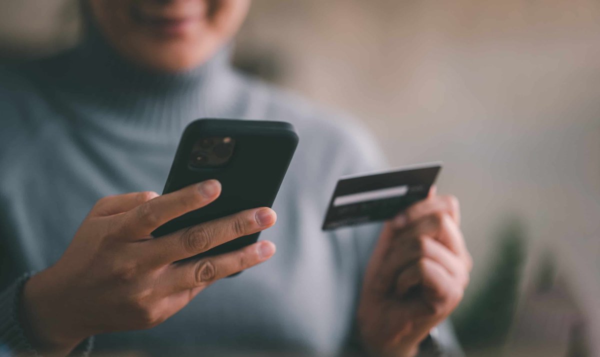Wayra invests in GrabrFi to scale fintech services in Latin America, enabling non-residents to open U.S. accounts. With a $45M volume in '23, the initiative aligns Wayra with global digital finance growth. #Fintech #Wayra #GlobalBanking
buff.ly/3UJ7Y3K