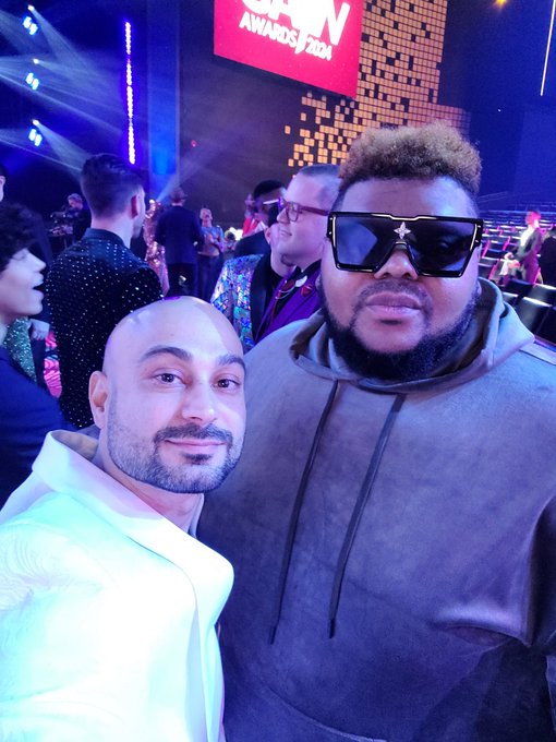 Gayvn awards. Las Vegas, the legend himself big bear @SantanaXXLLL #santanaxxl   #Santana  #arigypsy<a href="/tag/santana"class="tags"><span>#santana</span></a><a href="/tag/santanaxxl"class="tags"><span>#santanaxxl</span></a><a href="/tag/arigypsy"class="tags"><span>#arigypsy</span></a>