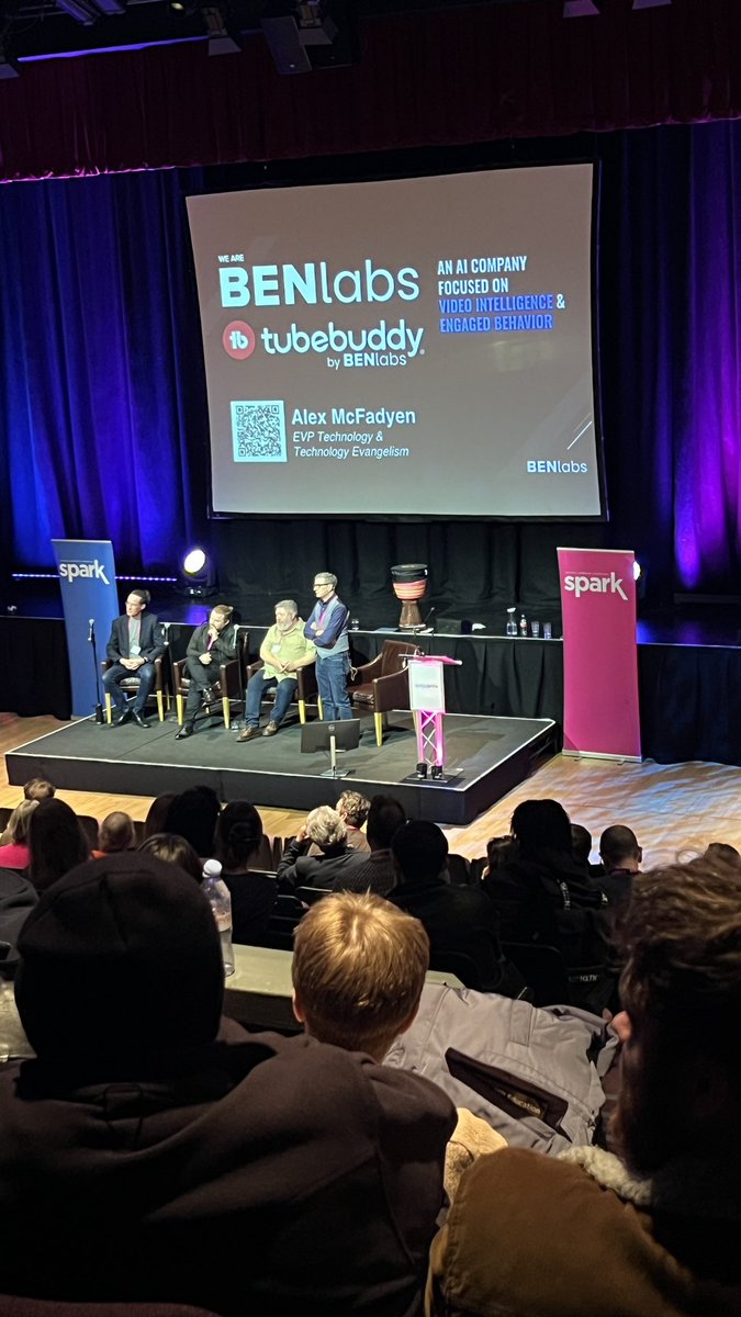 StephsUrbanFizz's tweet photo. Thank you @JBranson_ for a great event today. #Spark is hugely valued - a fantastic event. I really enjoyed the afternoon session on AI - interesting and passionate. Had some great conversations too. Always happy to chat/support. Your team were fab. Have a restful day tomorrow 🌸 https://t.co/H4QOr35YaQ
