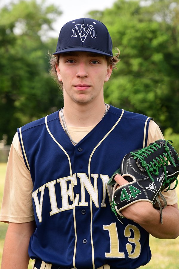 vienna_post_180's tweet photo. This Post 180 ‘23 Alum was 3-0 with a save over 34 innings last summer while registering a stout 2.86 ERA. This big durable pitcher is poised to have a great career with Stevenson University. Chris Fortunato, good luck this spring!  @ChrisFortunato2 @SLakesbaseball https://t.co/MfmvIqLyNf