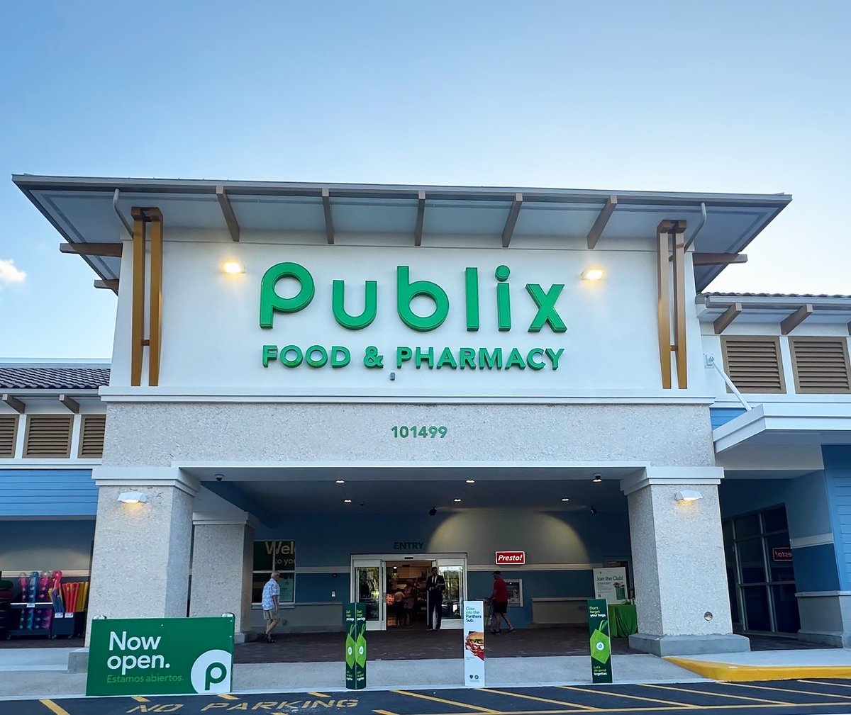 Welcome to the family, Store #1813, in Key Largo, FL. 💚