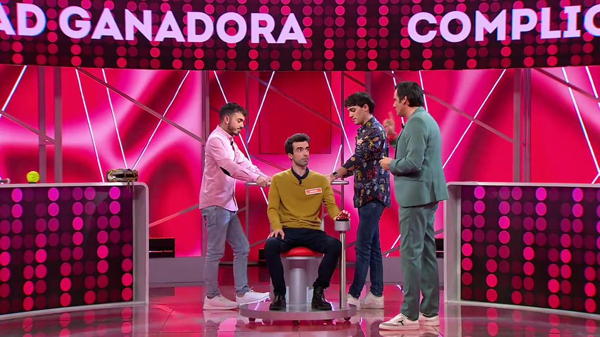 💥 Los Mozos y Padres Peloteros se juegan el DESEMPATE 💥

⛓️ #ReacciónEnCadena15F 
🔵 mdia.st/directo5