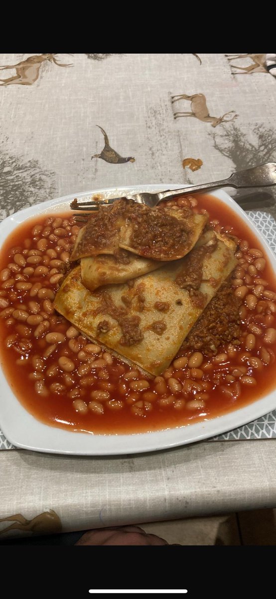 <a href="/GordonRamsay/">Gordon Ramsay</a> rate my mates lasagne and beans out of 10 please