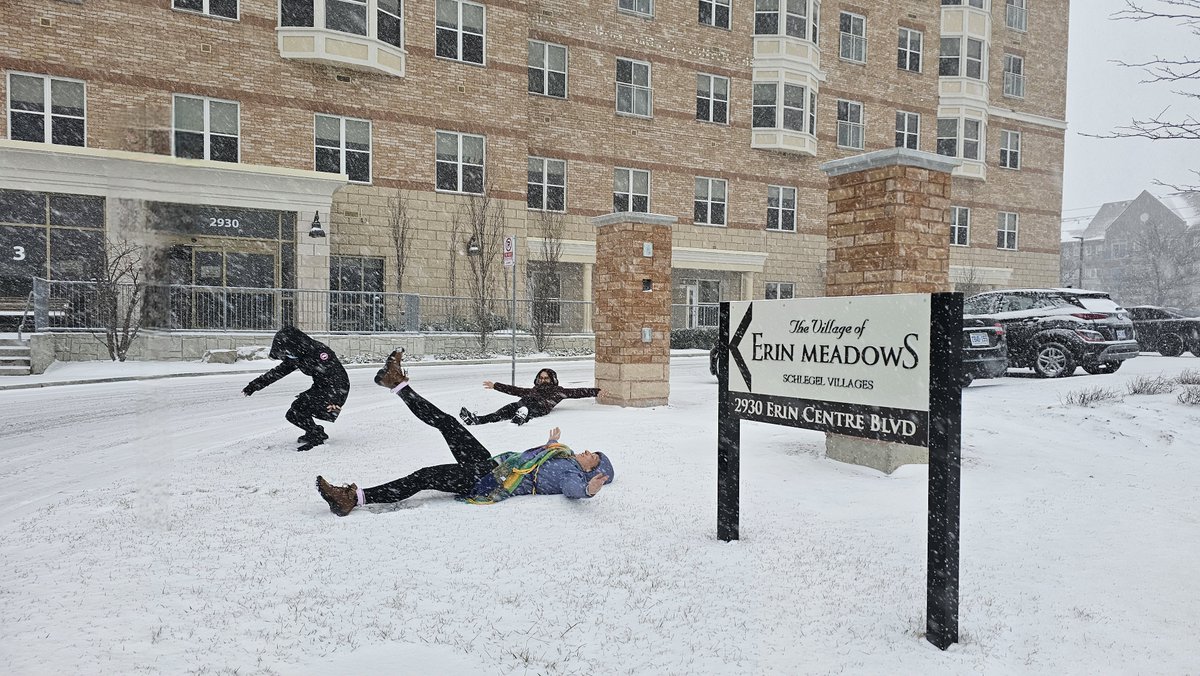 TedHudson_'s tweet photo. Snow much fun at Erin Meadows! ❄️ Amazing @SchlegelVillage team members are embracing the winter wonderland by creating snow angels while residents watch from windows. It's not just about keeping spirits high; it's about spreading joy, one snow angel at a time! ☃️#ProudToWorkAt https://t.co/AT5uTVoAow