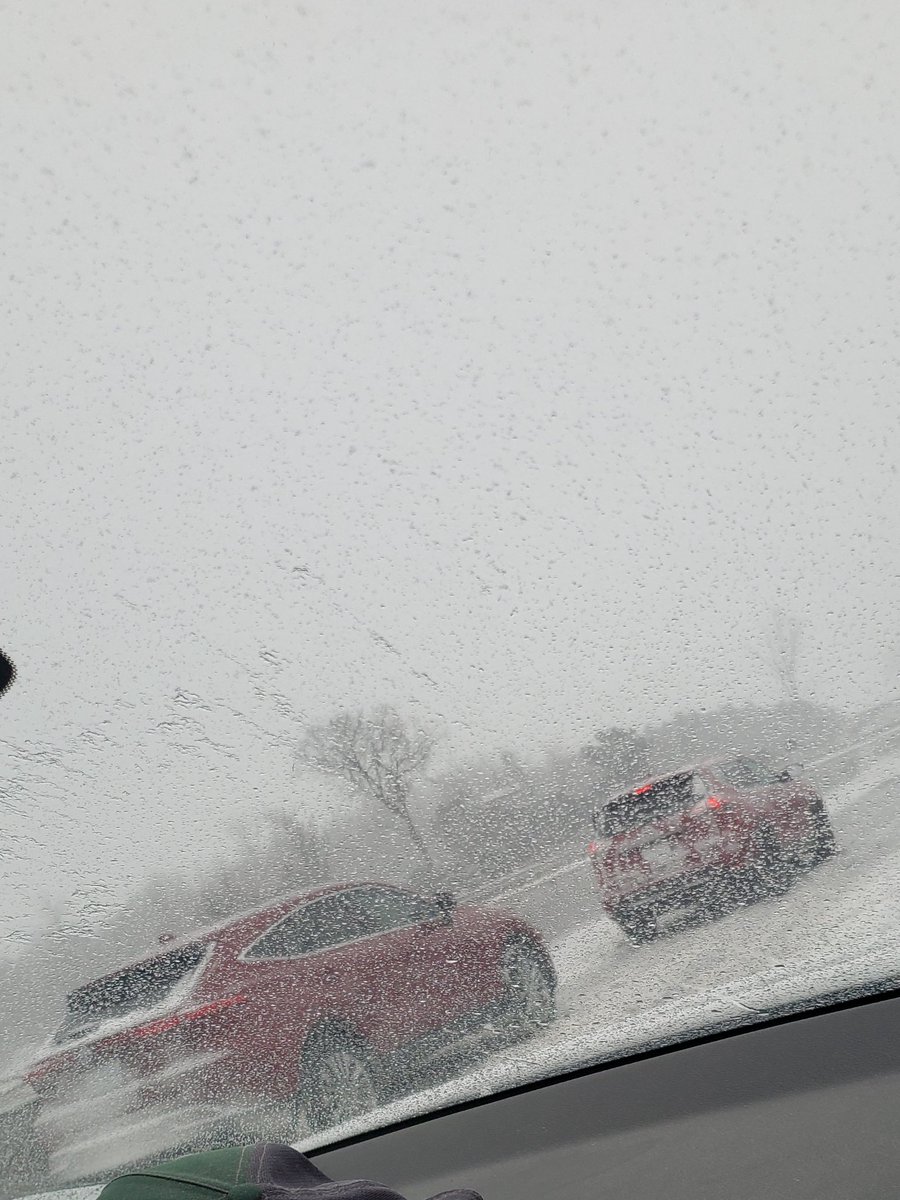 Courtney W⚡ tweet media