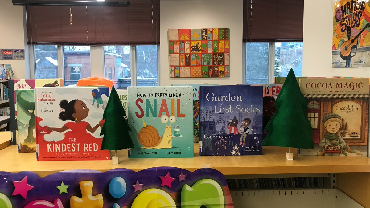 The Forest of Reading Program is underway at Lady Evelyn Alternative School! Every single class is participating, reading and enjoying. In April, it will then be time for a student-only vote to pick their favorite title. Happy Reading!
<a href="/OCDSB/">OCDSB</a>
<a href="/OCDSBLibrairies/">Libraries in the OCDSB</a>