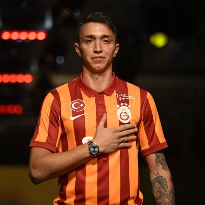 Muslera'ya saygı twitidir... 

İyi ki varsın Nando 💛❤️