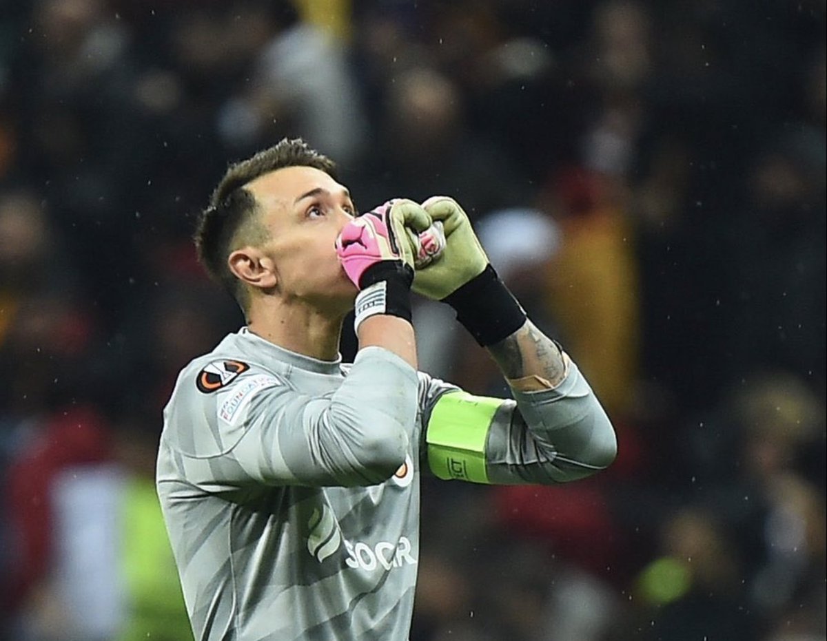 Galibiyetin sahibi KAPTAN! 💛❤️

Galatasaray - Sparta Prag