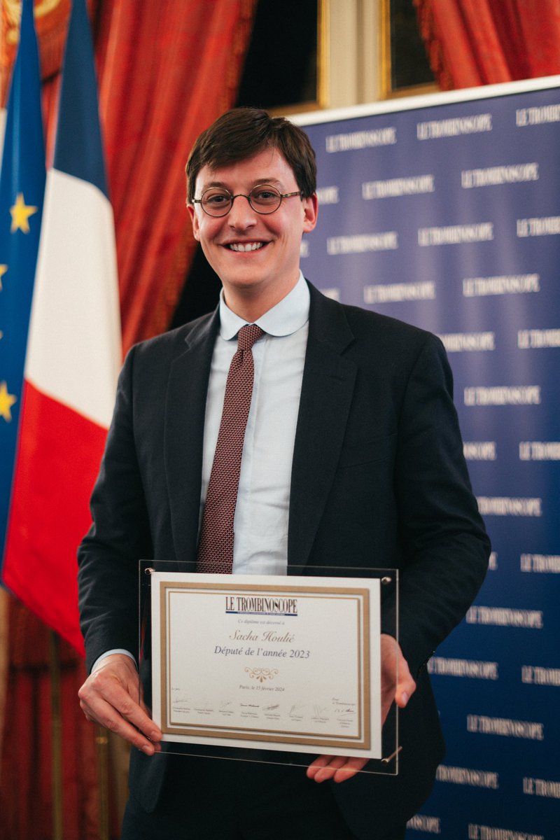 Prix du député de l’année. 
Merci 🥇🇫🇷
