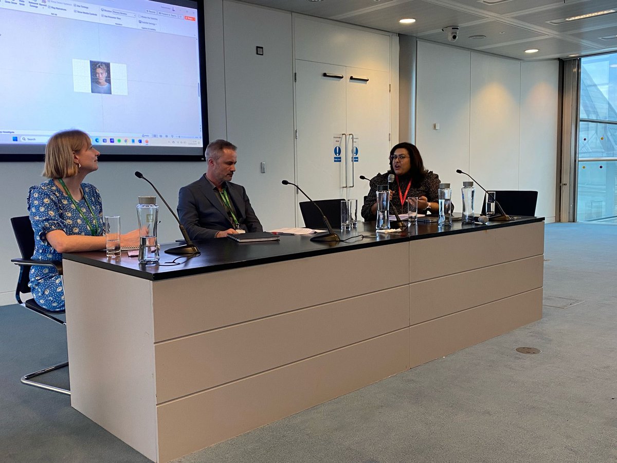 Brill <a href="/Stempra/">Stempra</a> Press Officers #Training Day! Chaired a session on #AI use for #PR &amp; learnt so much from <a href="/amybmollett/">Amy Mollett</a> &amp; @BenVerinder: 
1) fear is ok but lean in to increase efficiency and message cut-through 
2) It’s more than #ChatGPT 
3) watch out for AI ‘hallucinations’