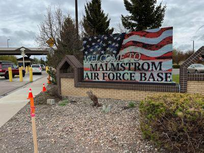 ferozwala's tweet image. Malmstrom enters lockdown due to an active shooter alert; some GF Public Schools shelter in place. 

#Malmstromafb #Montana #AirForceBase 

#ActiveShooter #Malmstromafb #Montana #AirForceBas #US 
operanewsapp.com/us/en/share/de…