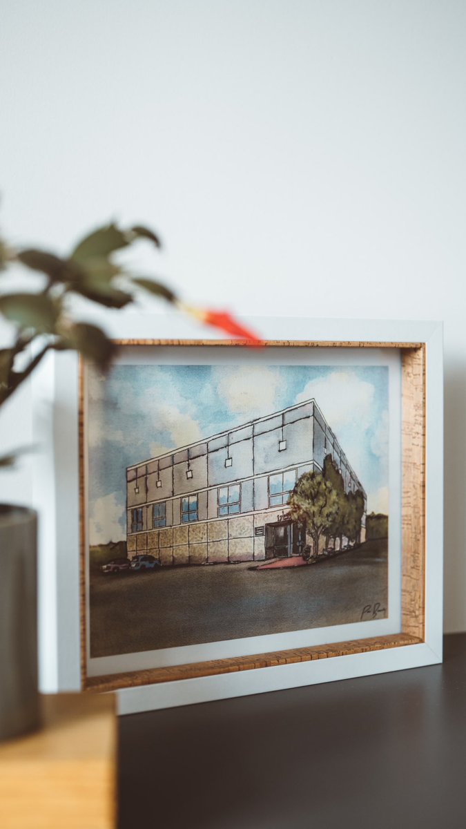 Tenemos cuadro nuevo en la ofi y me estoy planteando aceptar trabajos sólo para clientes que sepan de qué emblemático lugar se trata.