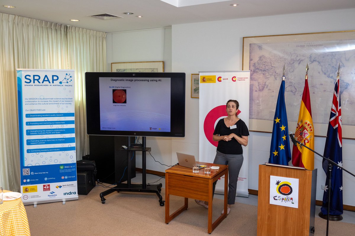 Yesterday we hosted the 30th Science Diplomats Club meeting with 🇦🇺 and international representatives of science, industry and research. We acknowledged the work of 🚺 scientists with 🇪🇸 researchers Blanca Gallego (AI UNSW) and @SofiaSamperCarr (Archaeology ANU).