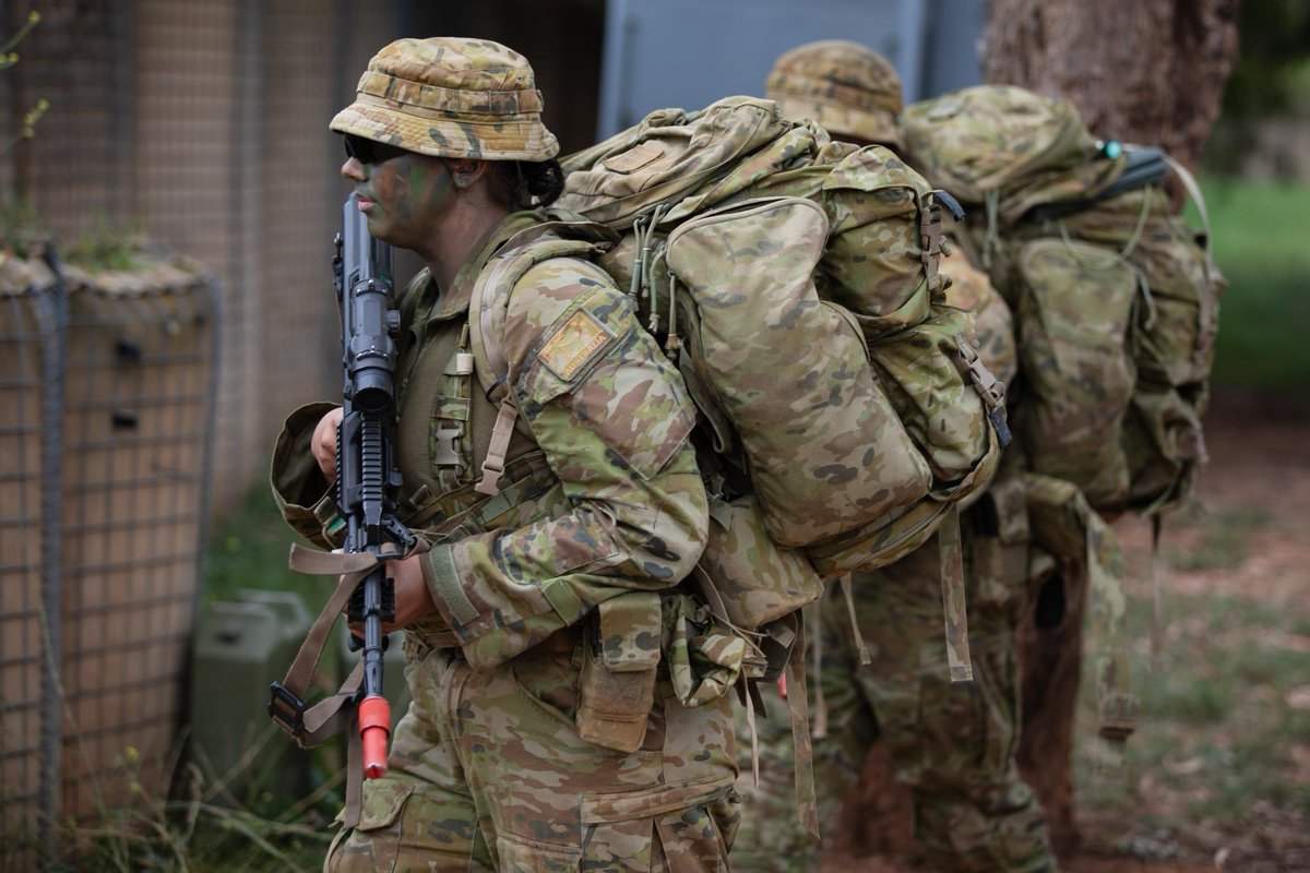 COMDT_LCC's tweet photo. Exercise Shaggy Ridge is a mentally and physically demanding exercise designed to test the strength, character and resilience of our Staff Cadets at the Royal Military College - Duntroon. Shaggy Ridge kicked off this week for II Class. https://t.co/6eMUdUidLs