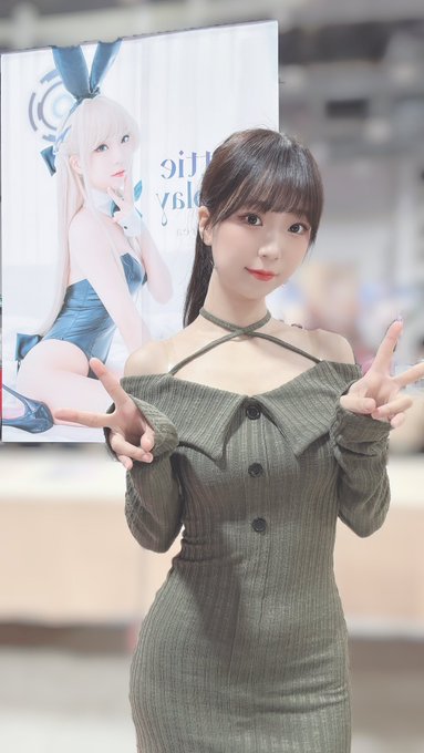 Twitterのコスプレ画像20