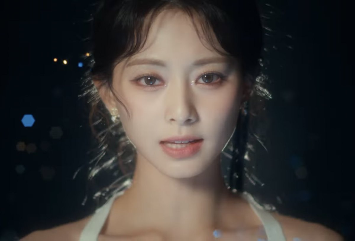 My heart is burning for CHOU TZUYU❤️‍🔥