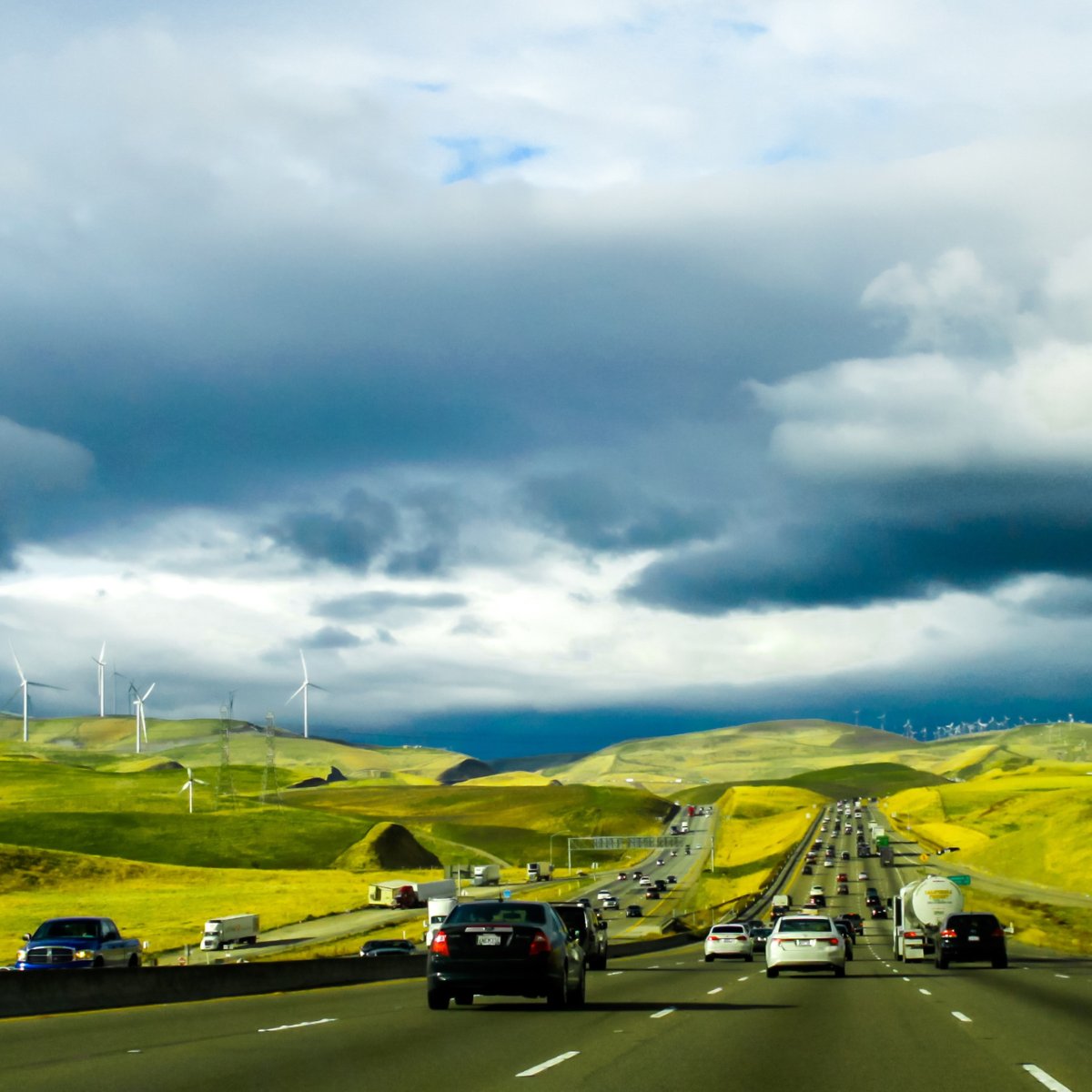 TalariaT's tweet photo. License to Drive: @TalariaT understands the importance of staying ahead in the #cannabis #transportation game. With state-specific licenses, robust security measures &amp; an expert team, we pave the way for secure &amp; compliant transport.
#cannabisindustry #Logistics #SecureTransport https://t.co/HYfd0dKJcH