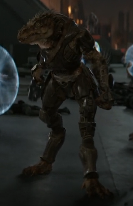 PunishedDelta's tweet image. Bungie Jackal fans and 343 Jackal fans need to unite against whatever the fuck this is