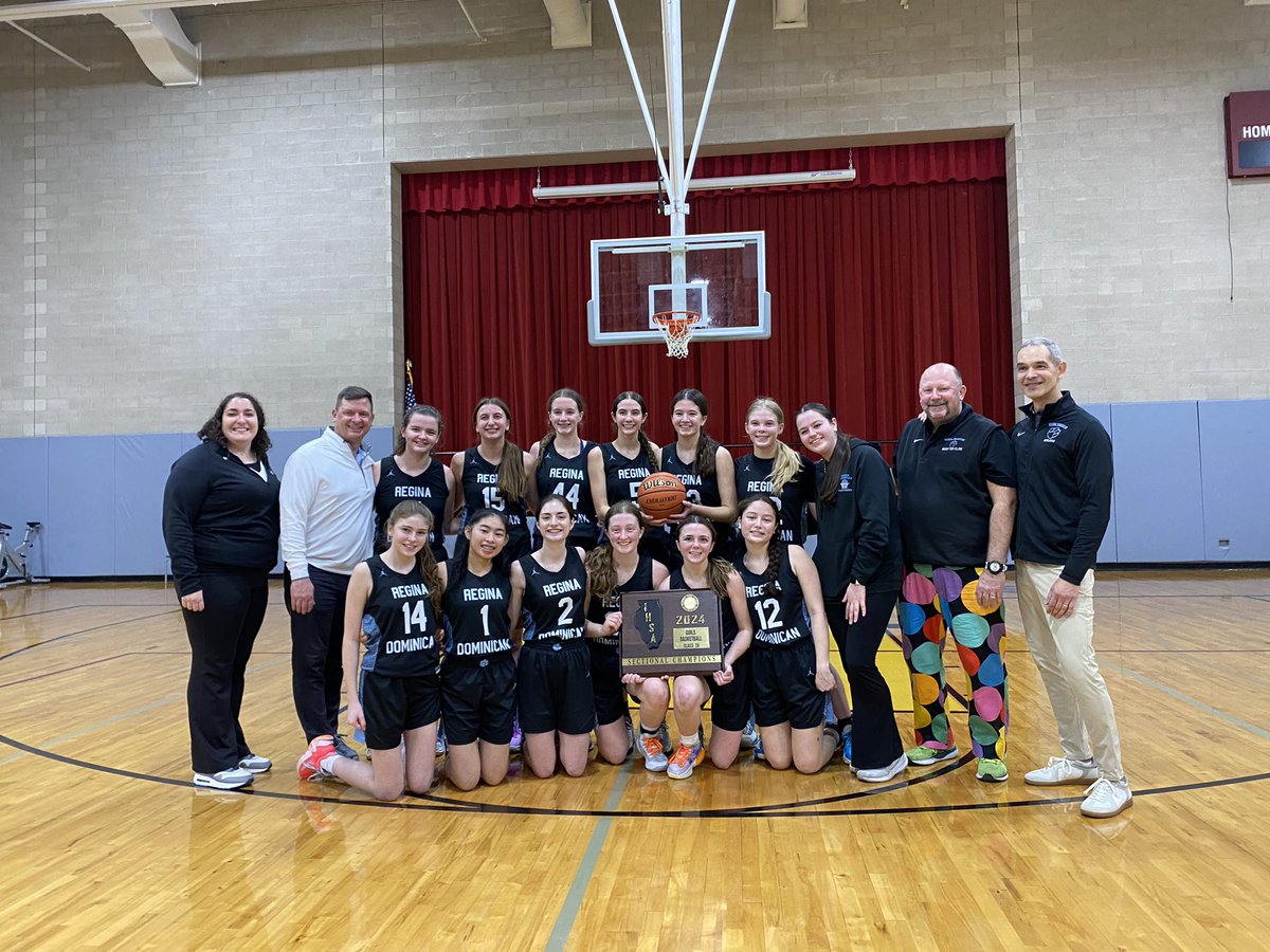 BobNewtRDHS's tweet photo. Sectional Champs! Regina plays Phillips in the super sectional Monday 7:00 at Morton College. Paws Up! https://t.co/GxGC5aYz7N