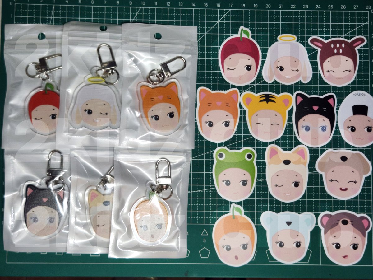 #2kidzupdates 👾

the keyrings and stickers are already on hand! kindly wait for the shipping notice to be sent to your email this weekend. thank you very much for supporting us ~

shipping will start as soon as we receive the packing materials