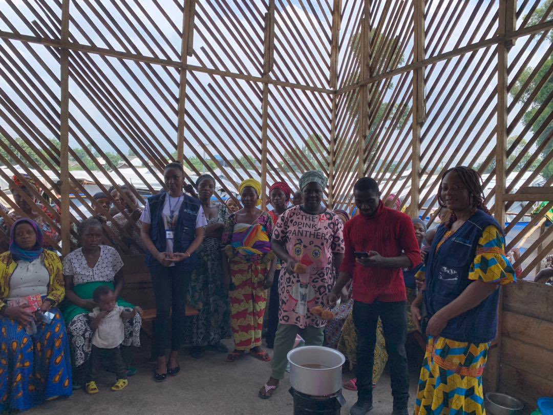 refednordkivu's tweet image. #Crise Humanitaire à l'#Est de la RDC 
le #REFED-NK encadre les femmes dans le site de Bushagara pour une prise en charge psychosocial et socio économique en vue de renforcer leur résilience dans cette période de #Guerre! 
#PeaceForDRC
#NonauxVBG dans les sites de déplacés!