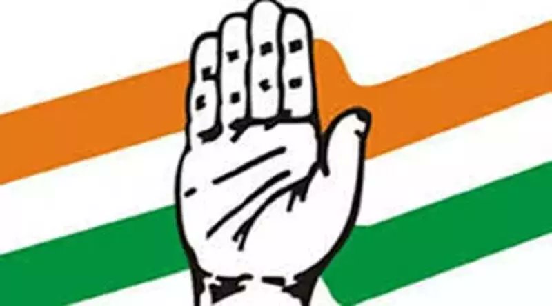 Anjan94150697's tweet photo. KARNATAKA POLITICAL BREAKING:

#XCLUSIVE: Congress's 5th &amp; FINAL Survey has BEGUN across Karnataka to #FINALISE the Candidates.!

📌ACID TEST FOR CONGRESS TICKET ASPIRANTS.!

—in next 5-days, the list will be ready.!

#Target20
#KarnatakaLoksabha2024 https://t.co/rEtHnvLRJv