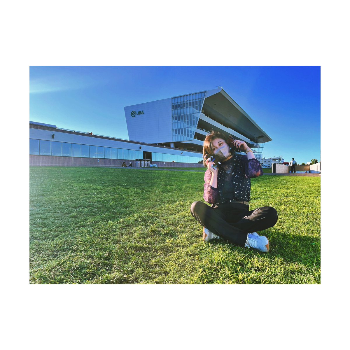 S8os3H's tweet photo. ヨシオに惹かれて競馬を始め、エフフォーリアに脳を焼かれ、気付けば後戻り出来なくなっていた社畜競馬ネキです！

UMAJOの皆さんも競馬ニキもウマ娘トレーナーの皆さんも仲良くしてください🐎

ネキはリリース時からライスのお姉さまやってます🥀💙

#競馬好き
#競馬好きな人と繋がりたい https://t.co/KVHlaiRzNZ