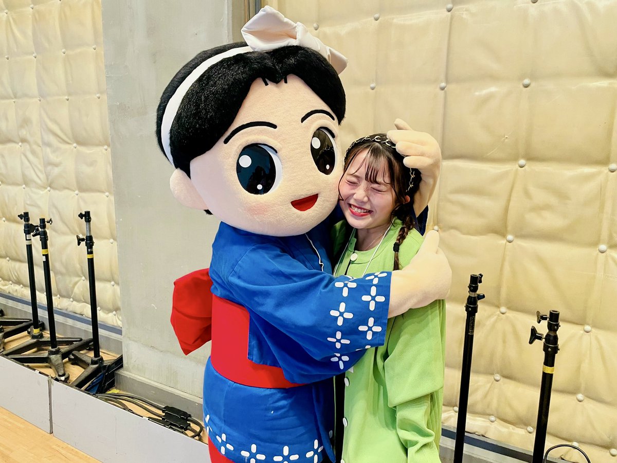 昨日会ったの。かわいいいい🩷🩷🩷 いつも可愛いがってくれる仲良しな