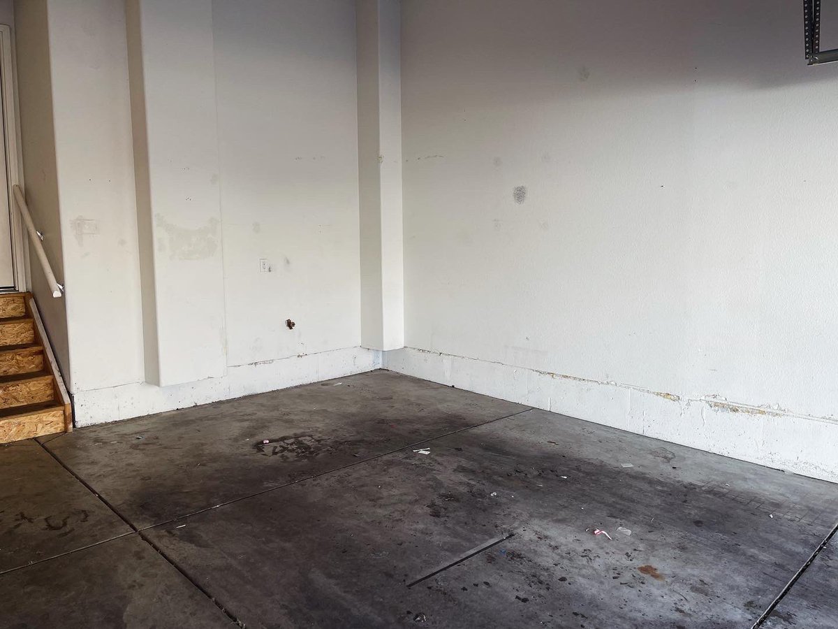 MoonJunkRemoval's tweet photo. #coloradosprings #coloradospringsrealtor #coloradorealtor #coloradorealtors #coloradolife #thepinery #boulderco #uccs #gardenofthegods #castlerock #gardenofthegodscolorado #coloradospringsco #cherrycreek #briargate #denver #highlandsranch #castlepines #denvercolorado #colorado https://t.co/NsDrGAVAul