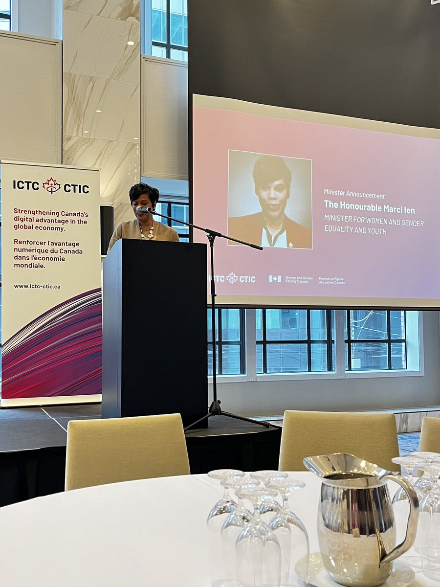 #attitudeofgratitude Fabulous way start day with inspiring keynote Hon Marci Len, minister of women & gender equality & youth Thanks @ICTC_CTIC @NamirAnani_ICTC celebrating Black #WomeninTech! 😃💯👏 #flourishwithfloria #growthmindset @PSPC_SPAC #recognizeyourpotential @wekh_pcfe