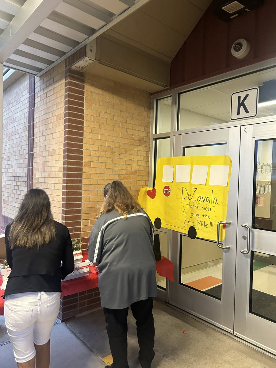 suzanne perkins (@suzanneperkins2) on Twitter photo <a href="/SanMarcosCISD/">San Marcos CISD</a> <a href="/SMCISD_Bus/">SMCISD_Transportation</a> We celebrated our De Zavala Bus Drivers today with breakfast and goodie bags! We are so grateful for all of our bus drivers!! 💎💎🚌🚌 <a href="/SanMarcosCISD/">San Marcos CISD</a> <a href="/SMCISD_Bus/">SMCISD_Transportation</a> We celebrated our De Zavala Bus Drivers today with breakfast and goodie bags! We are so grateful for all of our bus drivers!! 💎💎🚌🚌