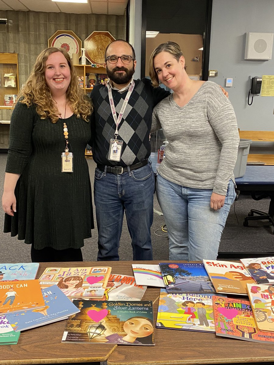A big thank you to the parents who attended our Health Curriculum Conversation this evening. We were able to have an open and honest look at the Gr1-6 health curriculum and answer questions about how things are taught. A huge thanks to Ms Cressman, Mr. Rashid and Jennifer. <a href="/OCDSB/">OCDSB</a>