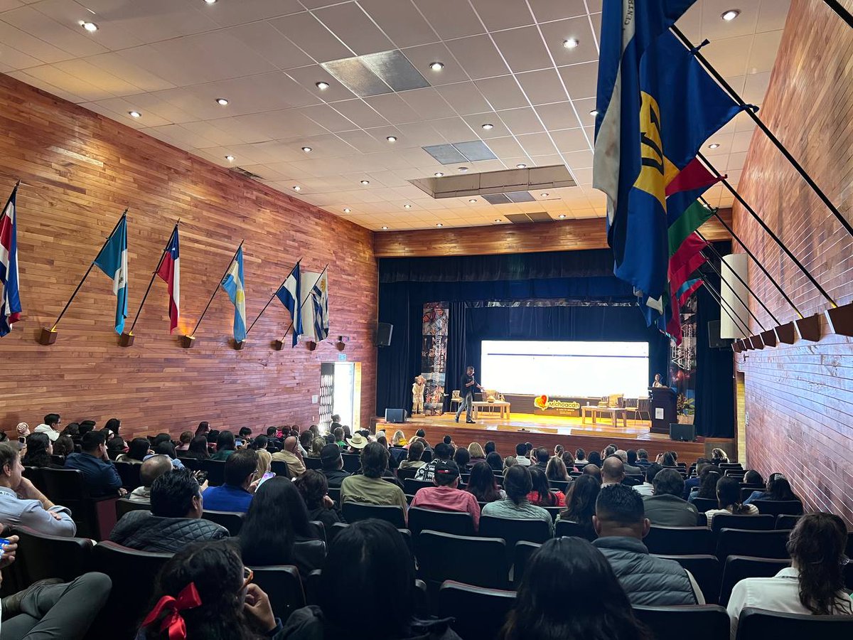 SedeturQROO's tweet photo. El #CaribeMexicano estuvo presente en el Adventure Travel Network (ATMEX) en #Pátzcuaro, #Michoacán. #ATMEX es el principal encuentro de turismo de aventura y naturaleza en nuestro país. Entre las buenas noticias, se destaca que #Chetumal, será sede en octubre de 2024. https://t.co/eARdS94o26