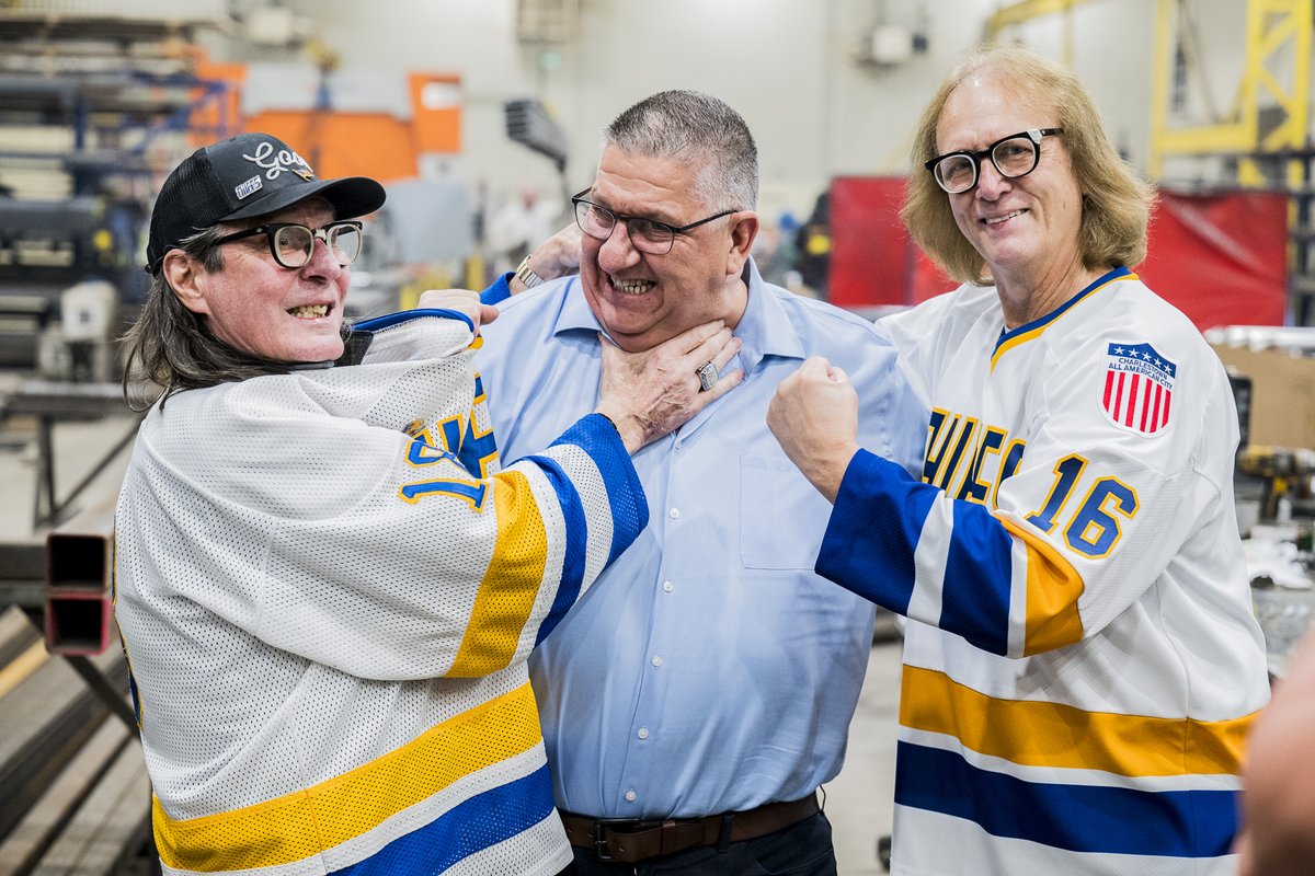 OlympiquesGAT's tweet photo. La soirée Slap Shot n'aurait jamais pu avoir lieu sans l'appui et le partenariat de l'équipe de Soudure Marc Marine Welding 🤝

📸 @D_Charettephoto 

#goOLgo♠️ https://t.co/4tNw4TIu5e