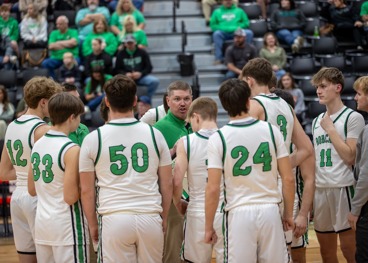 HSBB FINAL (C3D10) (02/22/2024)
Thayer Bobcats 64
Willow Springs Bears 40

The Thayer Bobcats battle the Willow Springs Bears in C3D10 semifinal action Thursday, Feb 22, 2024 at Houston High School. Thayer wins it (64-40) The CATS improves to (19-8) on the season!