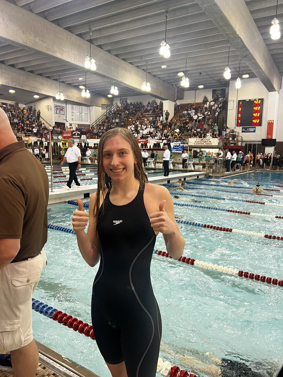 BotkinsSwim's tweet image. BELLA BUCIO swims a HUGE PB in the 100 Backstroke for a new school record of 58.70!!!!! She moves onto finals tomorrow tied for 9th Place!! An amazing swim from the fastest d2 sophomore in the 100 back!