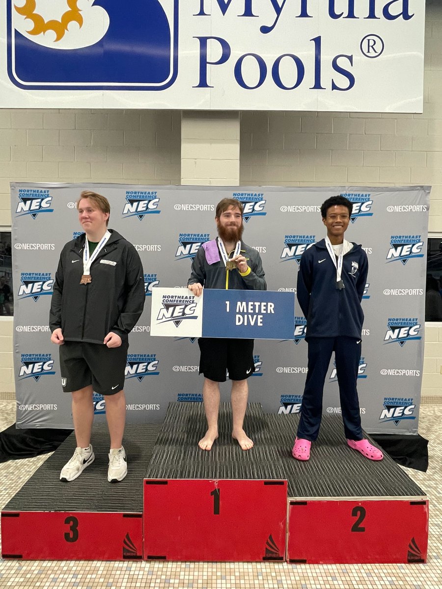 necswimdive's tweet photo. Congratulations to the Men's 1M Diving winners!👏👏👏

🚨NEW NEC RECORD🚨
🥇: Patrick Scott, @LeMoyneSWIMDIVE (275.45)
🥈: Jordan Walker, @HUSwimming (255.90)
🥉: Carter Green, @Wagnerswimdive (222.95)

#NECSWIMDIVE🏆 https://t.co/4TyEv9IHM9