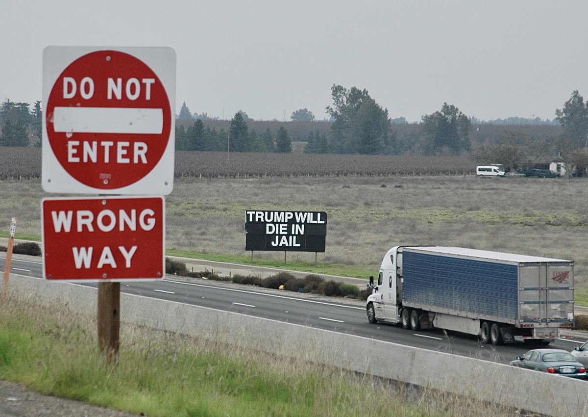 TheCiscoKid2's tweet photo. @gkennedy46 @Franktheshank88 It does my heart good to see this get re-posted.
Hwy 99, Fresno, CA
#FreewayBlogger https://t.co/wslB0nLDta